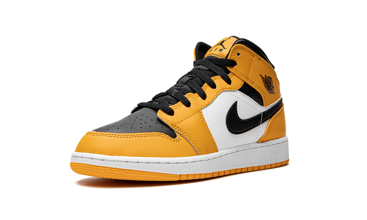 Air Jordan 1 Mid GS "Taxi" 554725 701