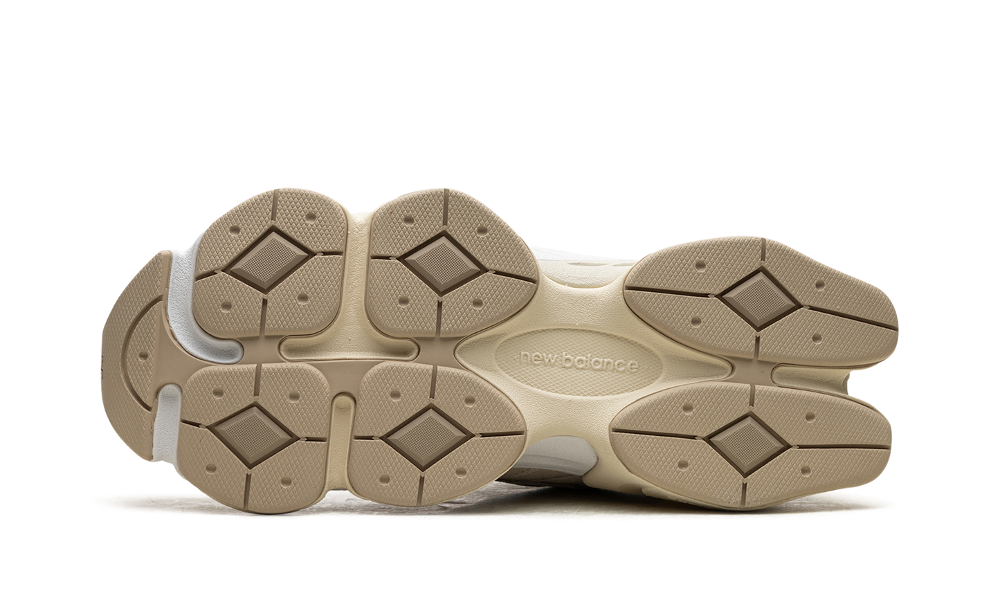 9060 "Mushroom Brown"