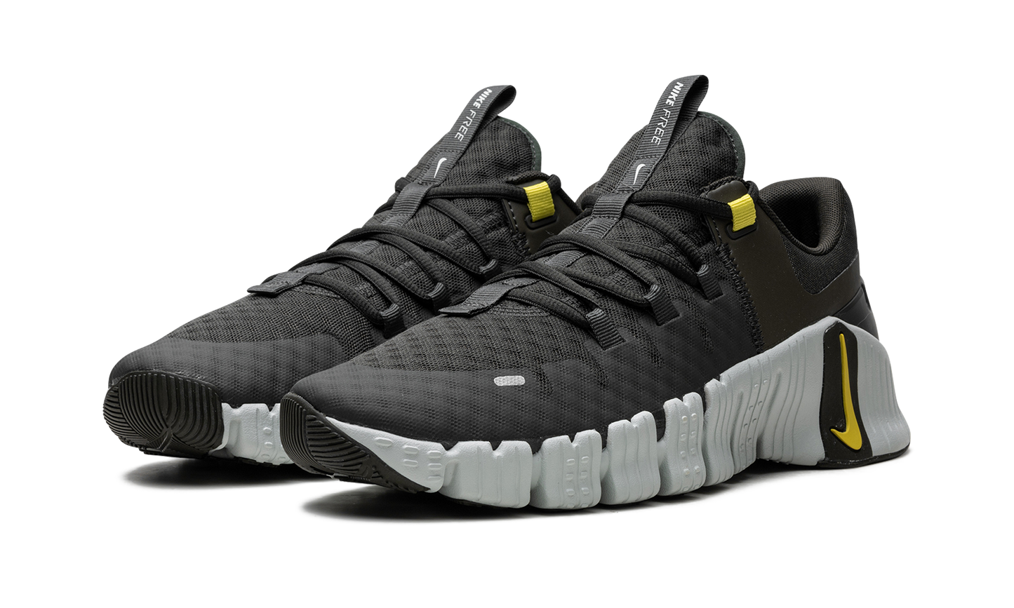 Free Metcon 5 "Sequoia" DV3949 300