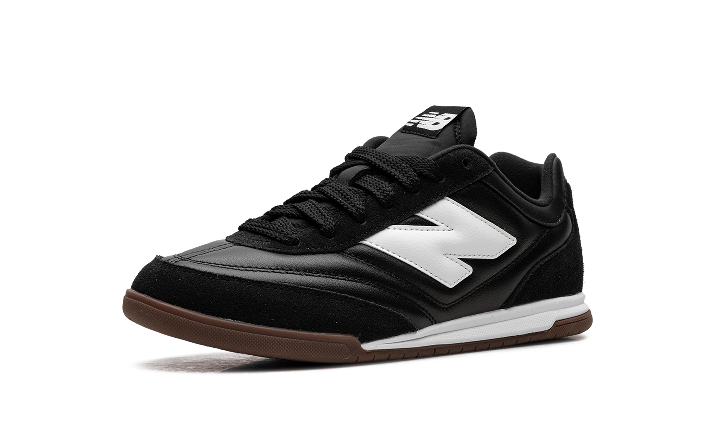 RC42 "Black White" URC42LB