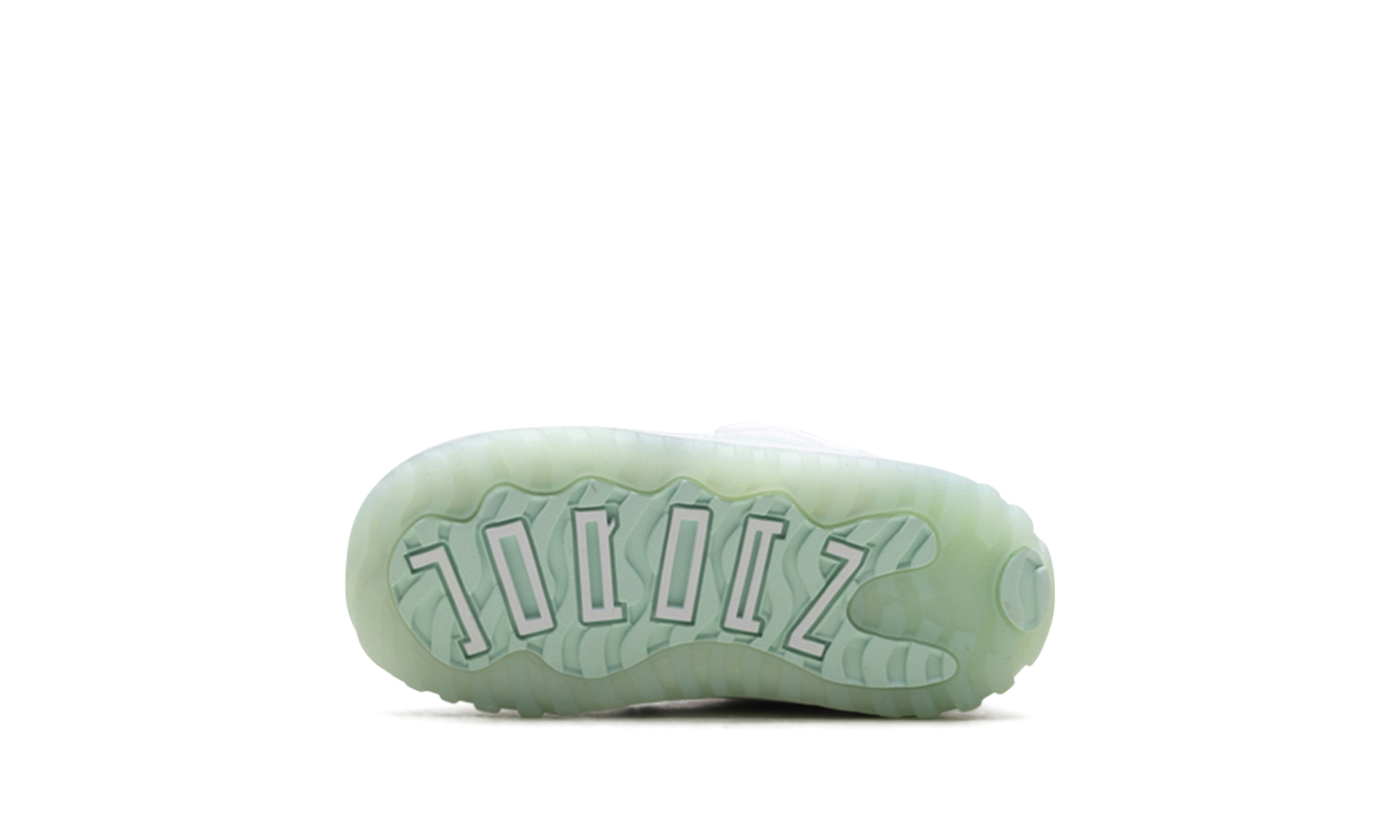 Air Jordan 11 Low TD "Igloo" 645107 103