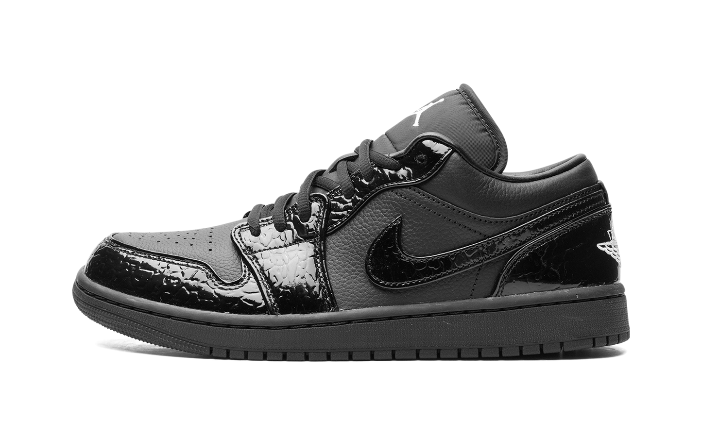 Air Jordan 1 WMNS "Black Croc" HJ7743 010