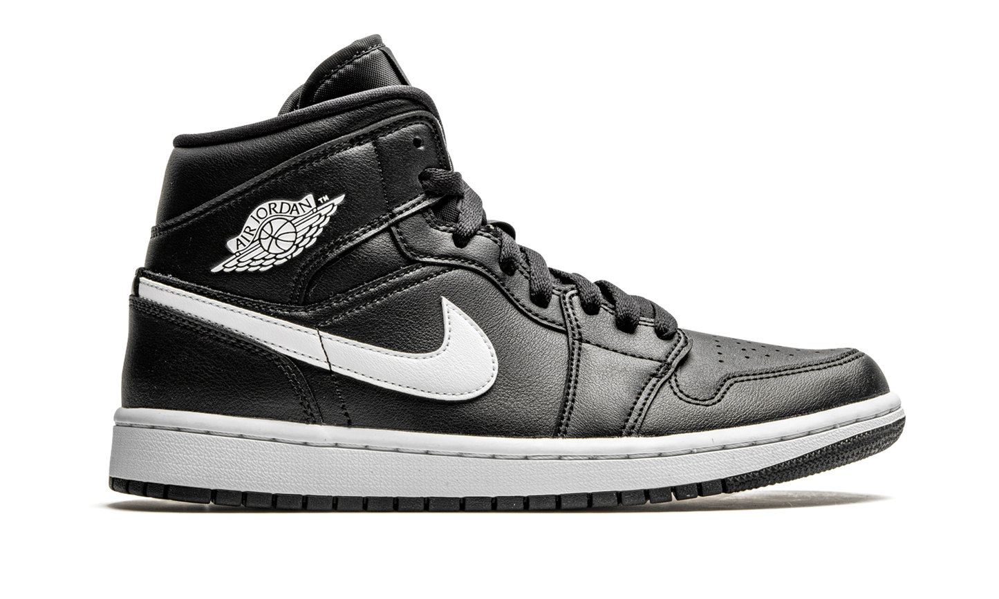 AIR JORDAN 1 MID WMNS "Black / White" BQ6472 011