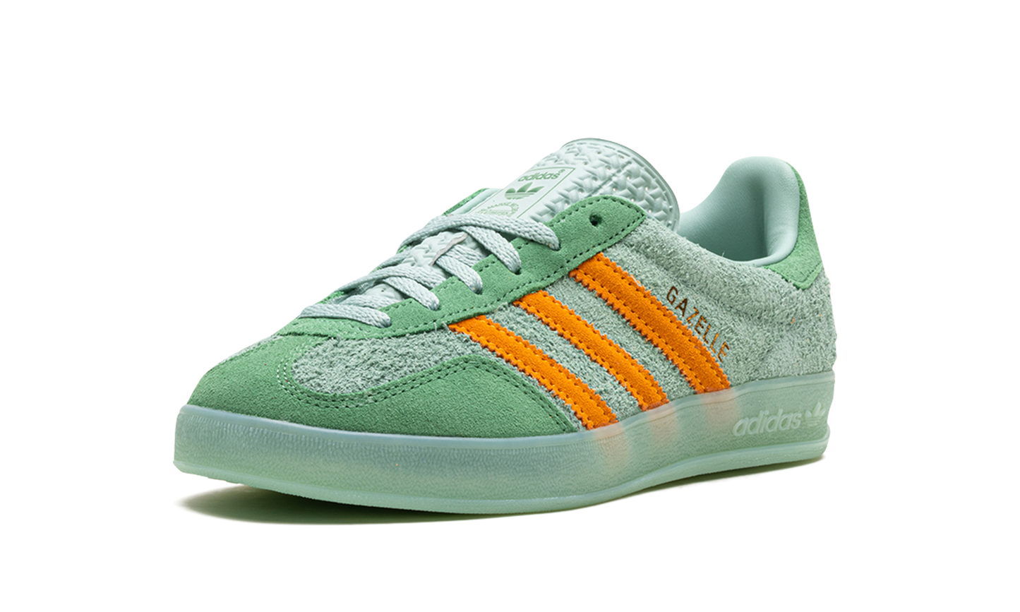 Gazelle Indoor WMNS "Hazy Green Crew Yellow" IG6783