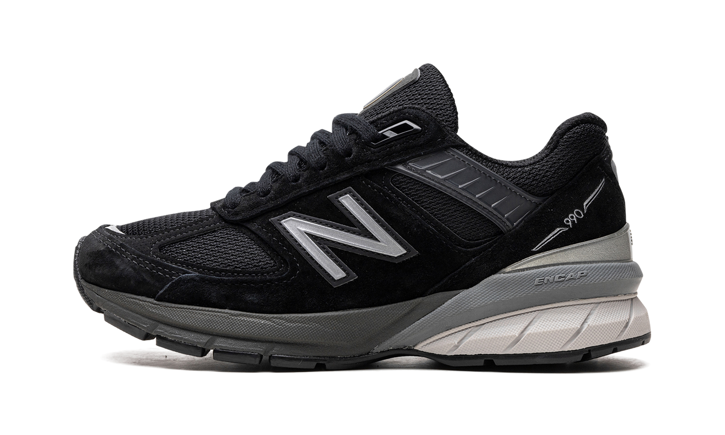 990v5 WMNS "Black / Silver"