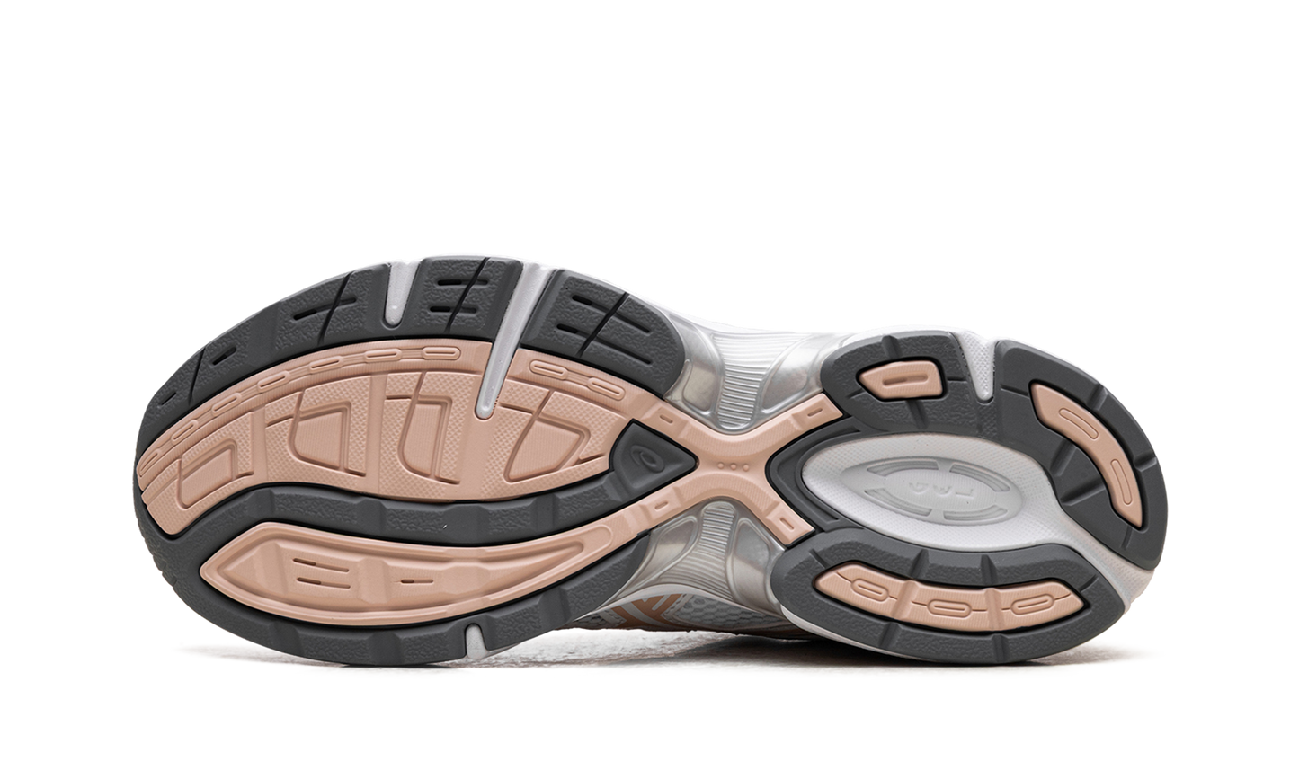 GEL-1130 WMNS "White Bisque" 1202A164 123