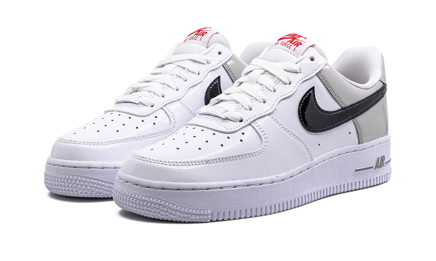 AIR FORCE 1 '07 LT WMNS "Light Iron" DQ7570 001