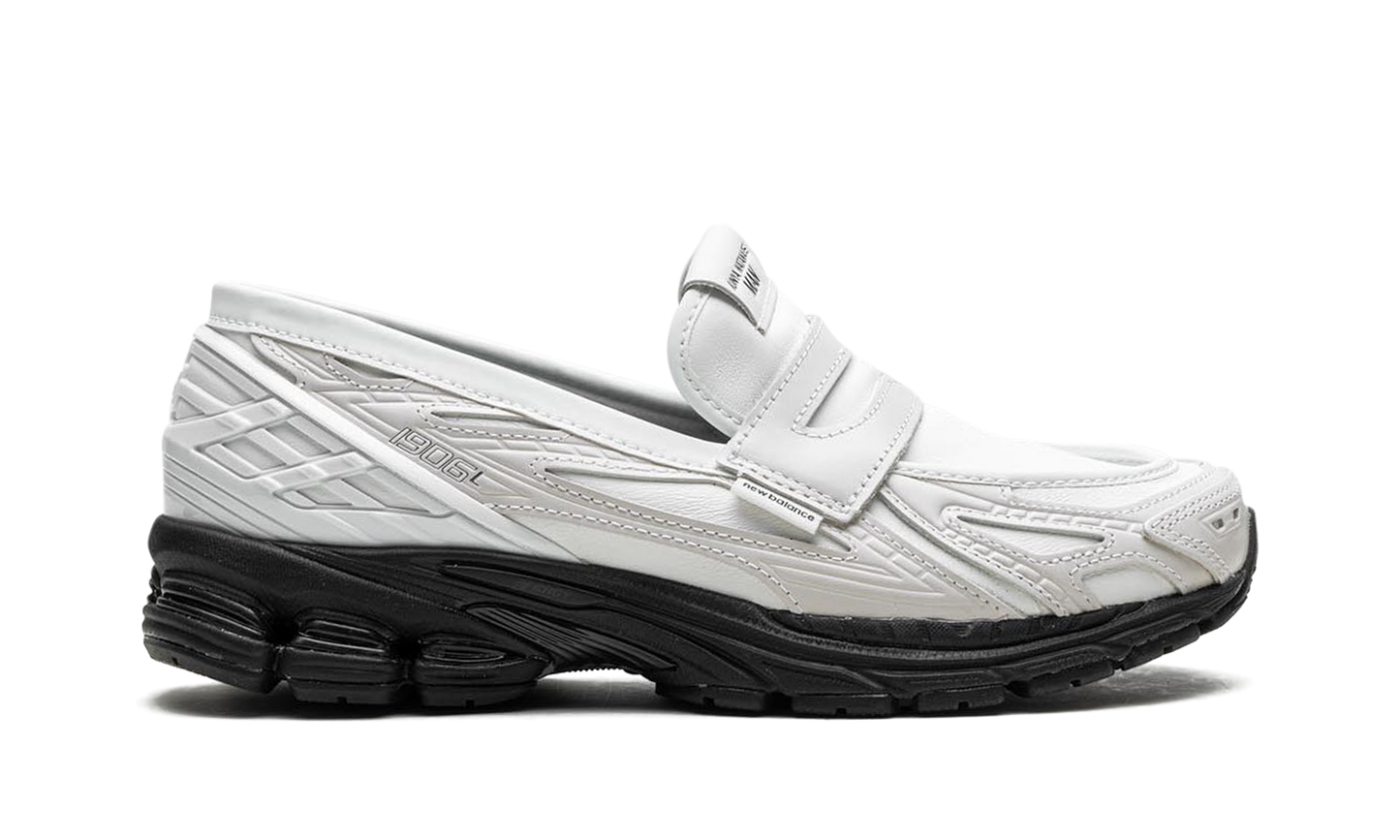 1906L "Junya Watanabe MAN - White" U1906LCO