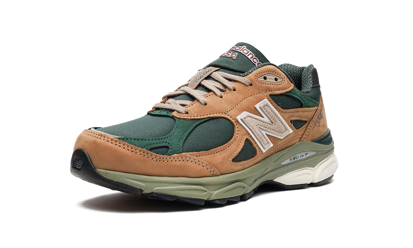 990v3 "Made in USA - Tan / Green" M990WG3
