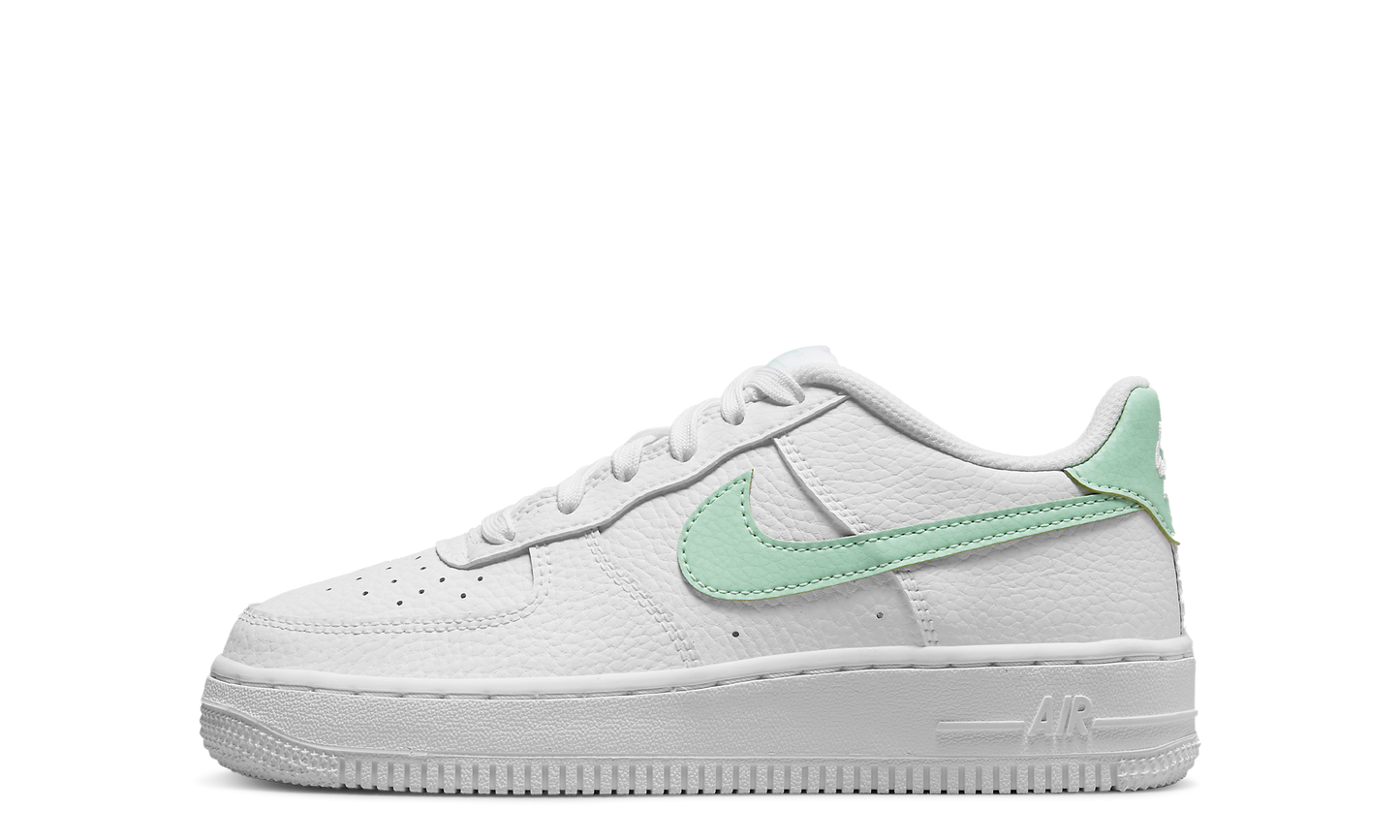 Air Force 1 Low GS CT3839 105
