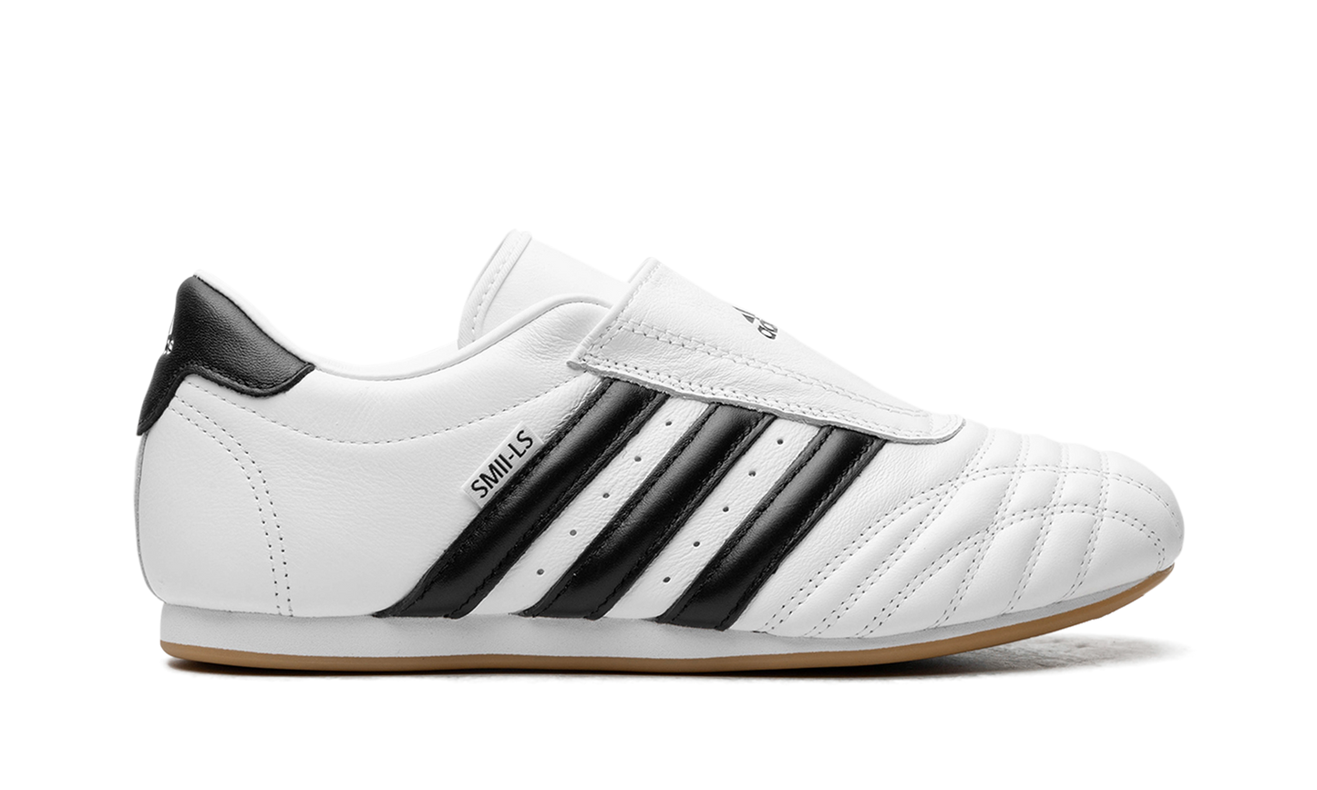 Taekwondo WMNS "Cloud White/Core Black/Gum" JQ4774