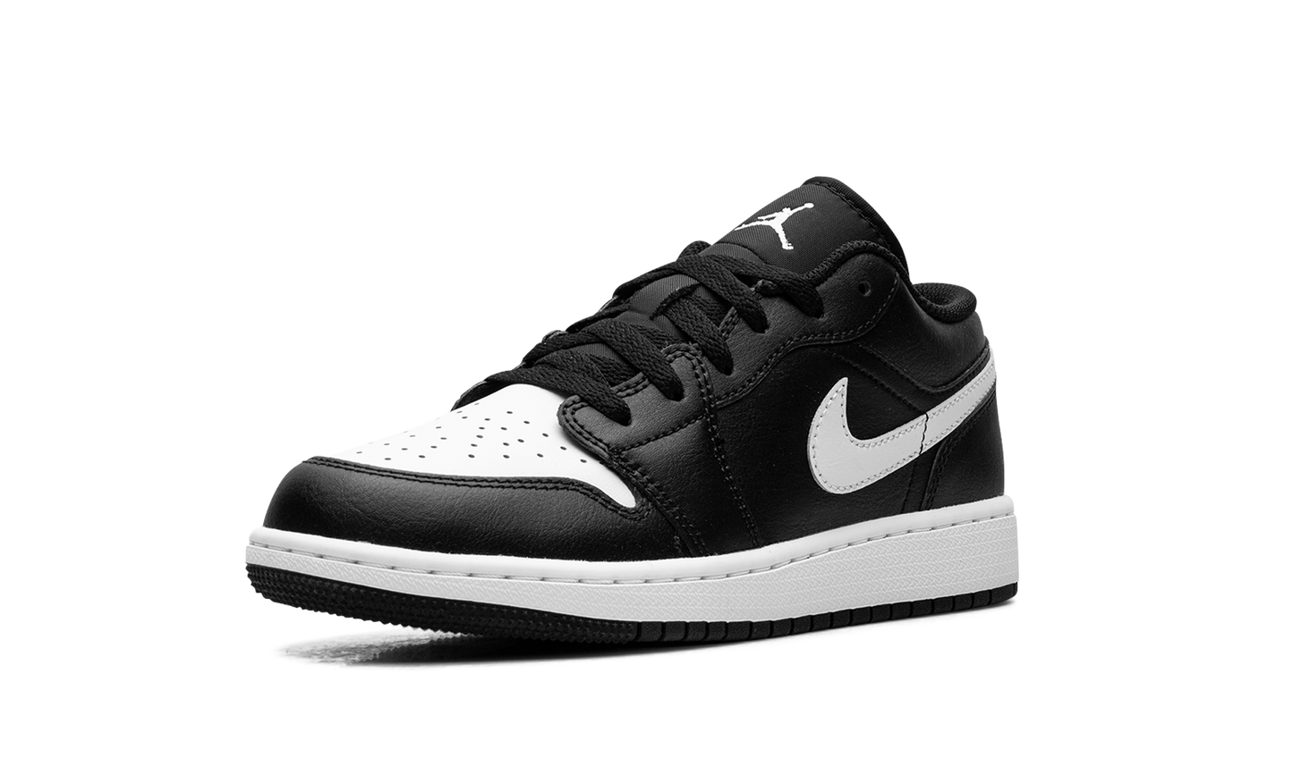 Jordan 1 Low GS "Black Summit White" 553560 043