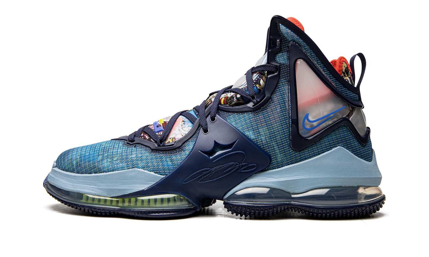 LeBron 19 "Fast Food" CZ0203 400