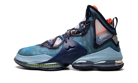 LeBron 19 "Fast Food" CZ0203 400