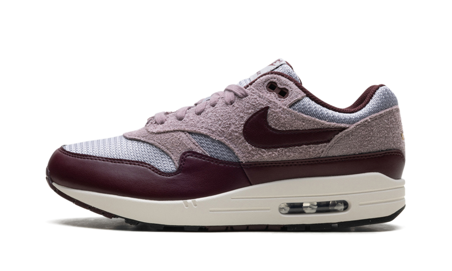 Air Max 1 ESS PRM "CEMENT GREY/BURGUNDY CRUSH" FQ7327 001