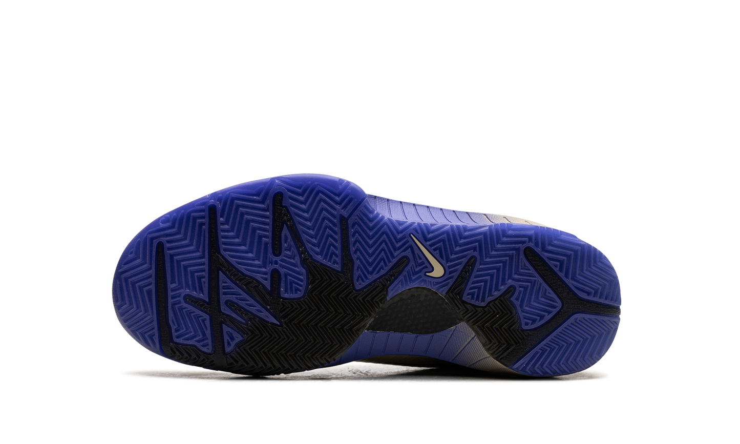 Kobe 4 GS "FC Barcelona - Away Kit" HQ2303 700