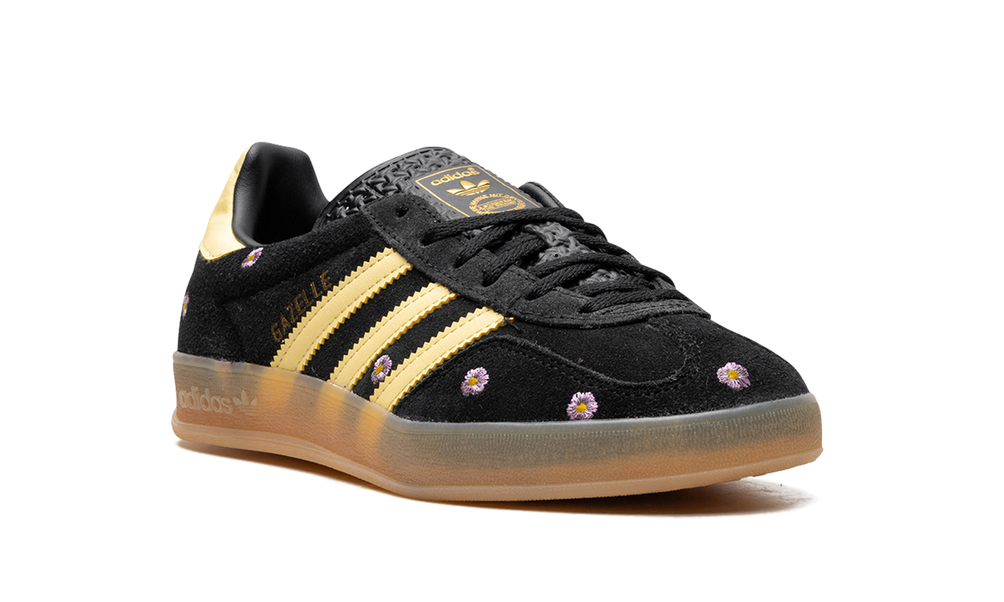 Gazelle Indoor WMNS "Core Black Almost Yellow Floral" IF4490