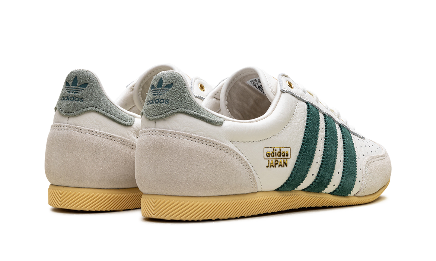 Japan WMNS "Off White Green" JI2663