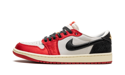 Air Jordan 1 "Trophy Room - Away" FN0432 100