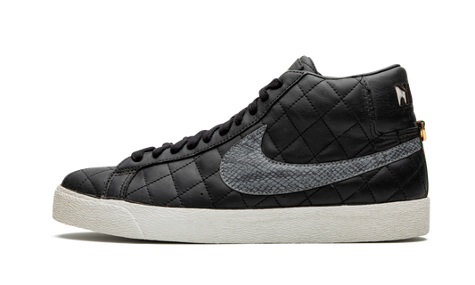 Blazer SB "Supreme - Black (2006)"