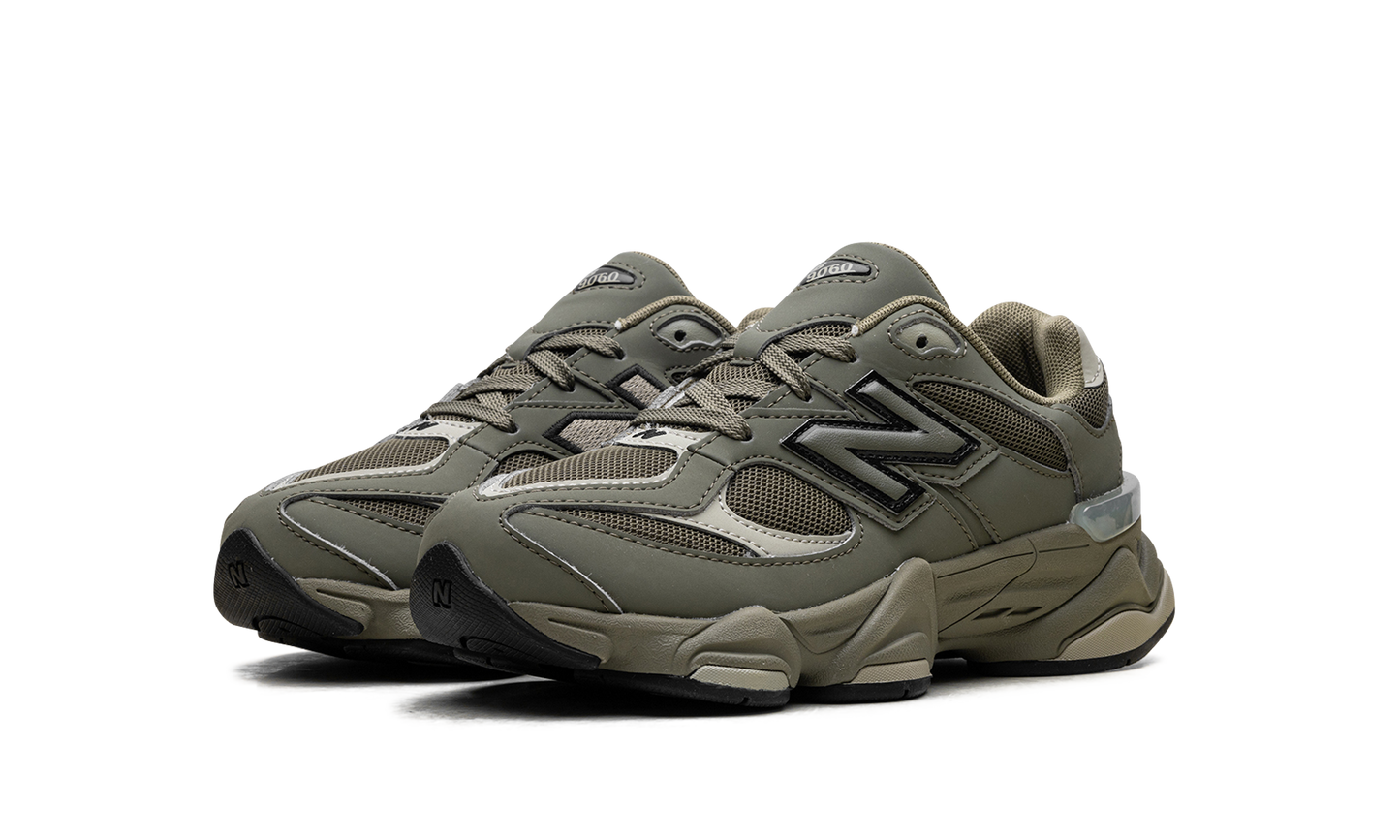 9060 GS "Dark Olivine" PC9060GD