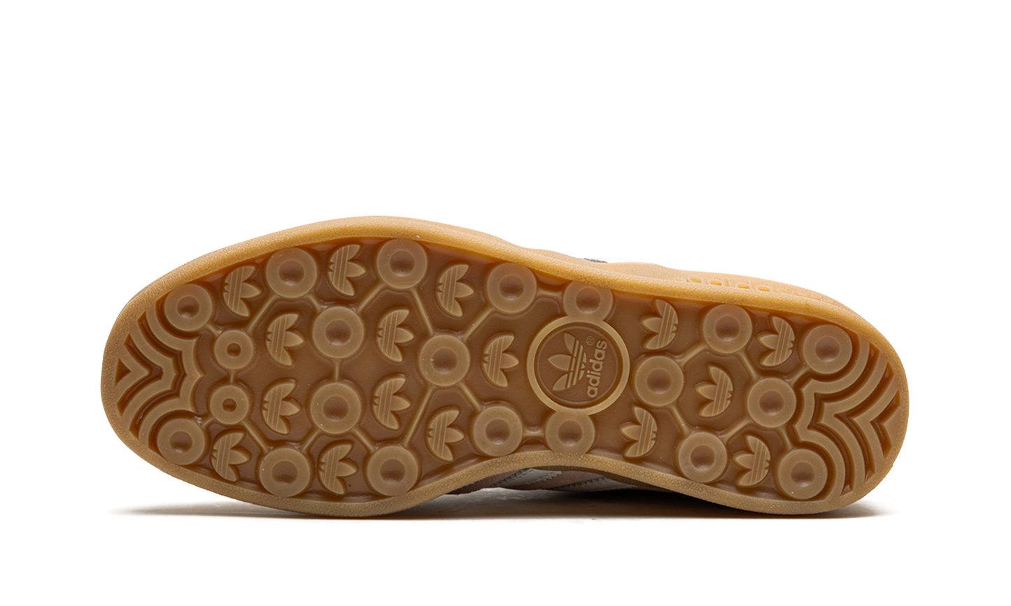 Gazelle Indoor WMNS "Sandy Pink" IH5484