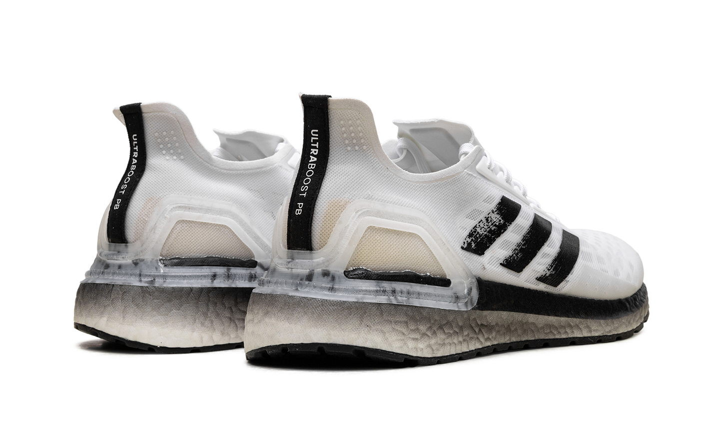 UltraBOOST PB EG0424