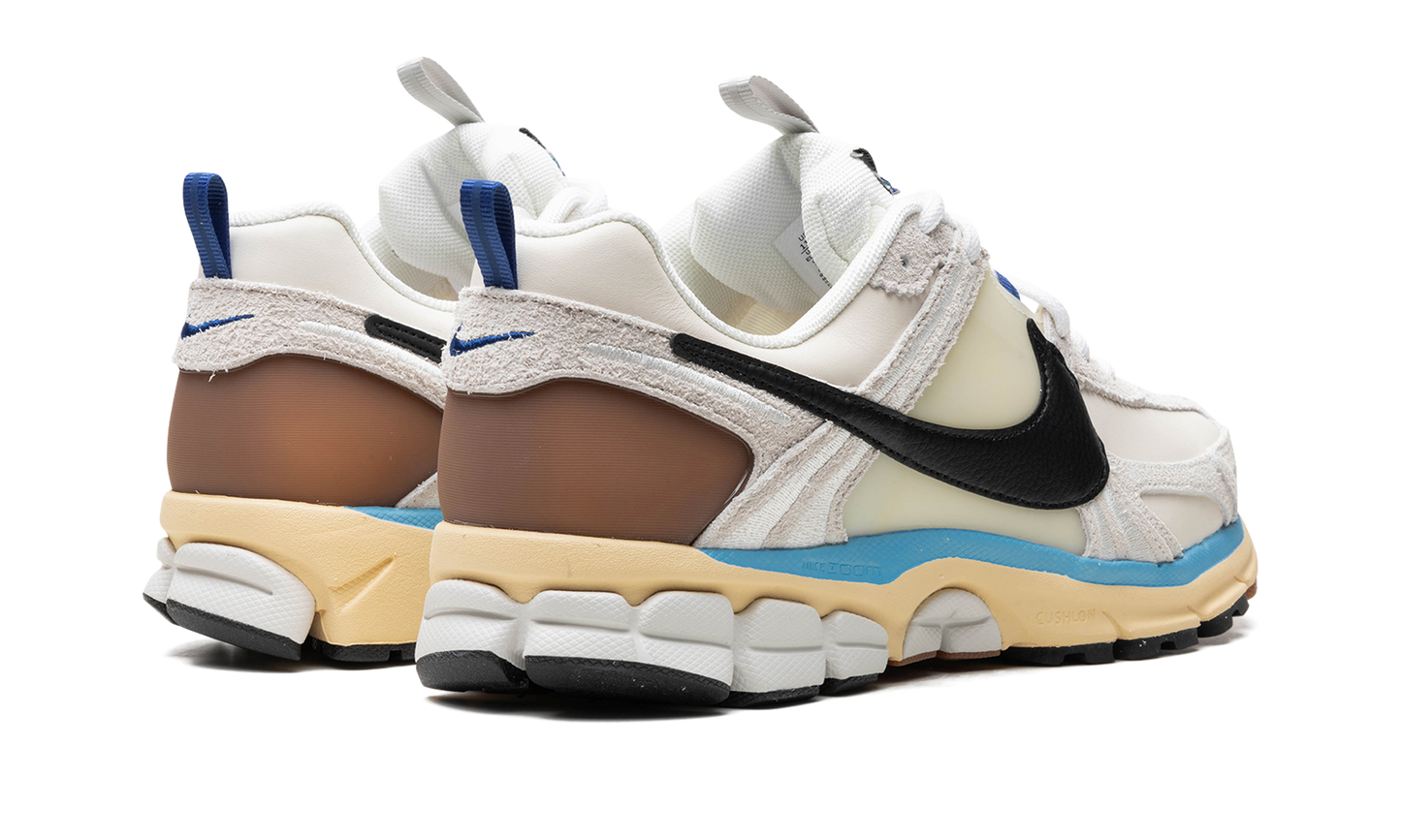 Zoom Vomero 5 WMNS "Design By Japan" HF4524 111