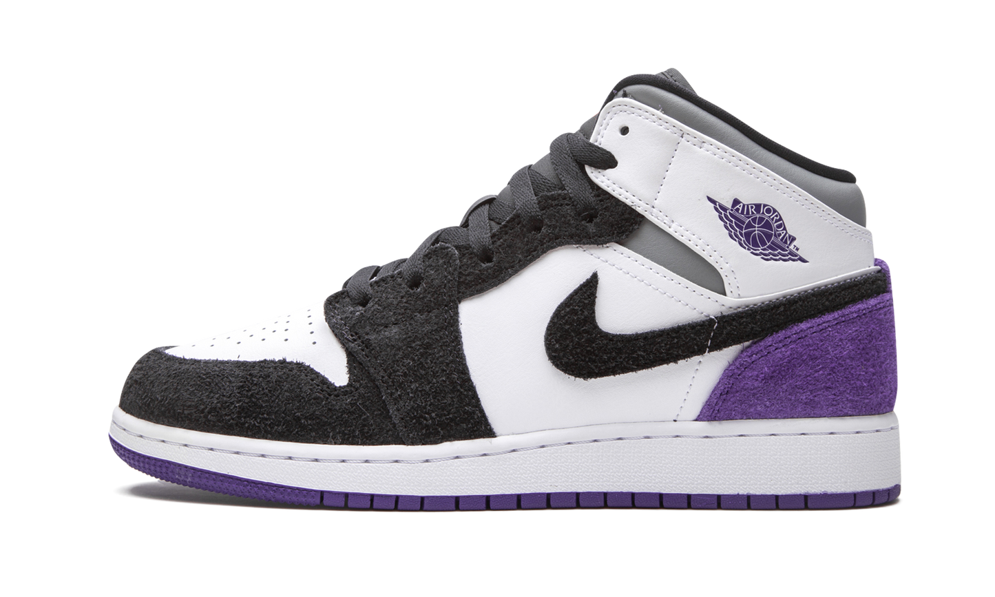 Air Jordan 1 Mid SE GS "Court Purple Suede" BQ6931 105