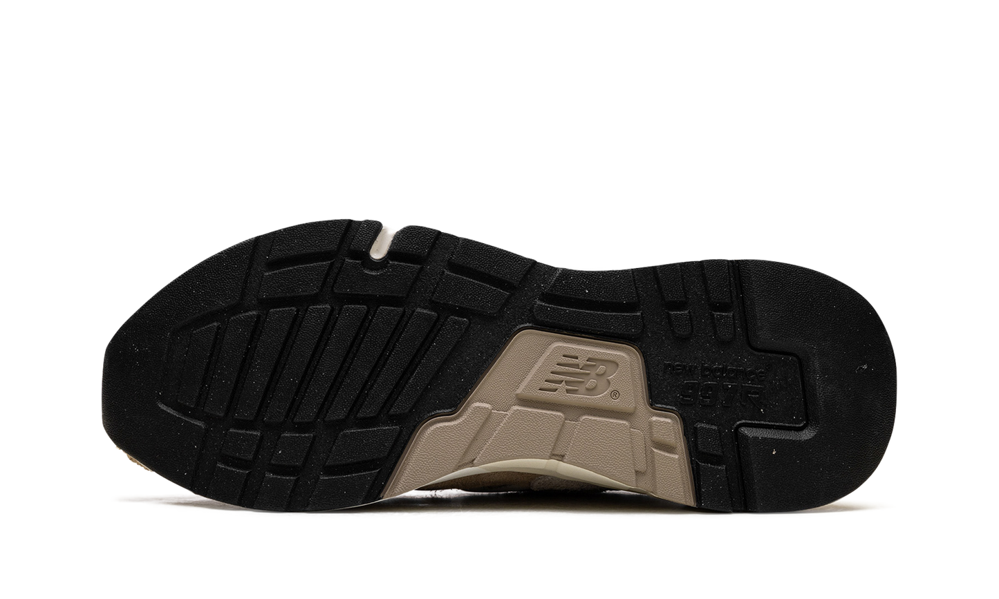 997R "Dolce Sandstone" U997RMB