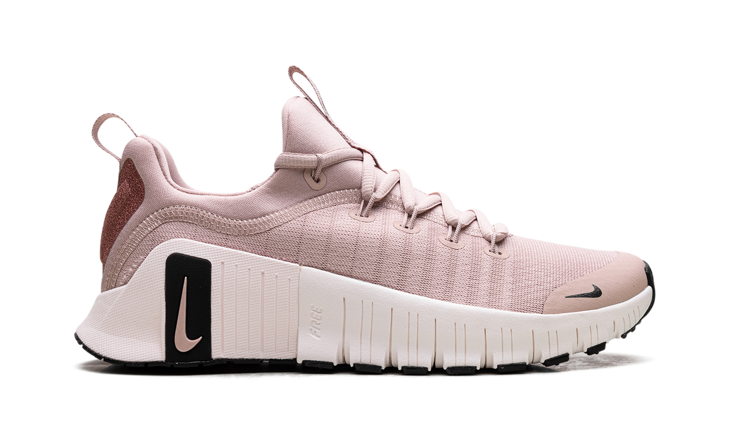 Free Metcon 6 PRM WMNS "Pink Oxford / Light Soft Pink / Black" HF1208 600