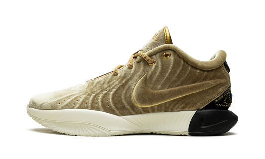 LeBron 21 EP "The Shop Nobility (Solid Sole)" FZ7884 700