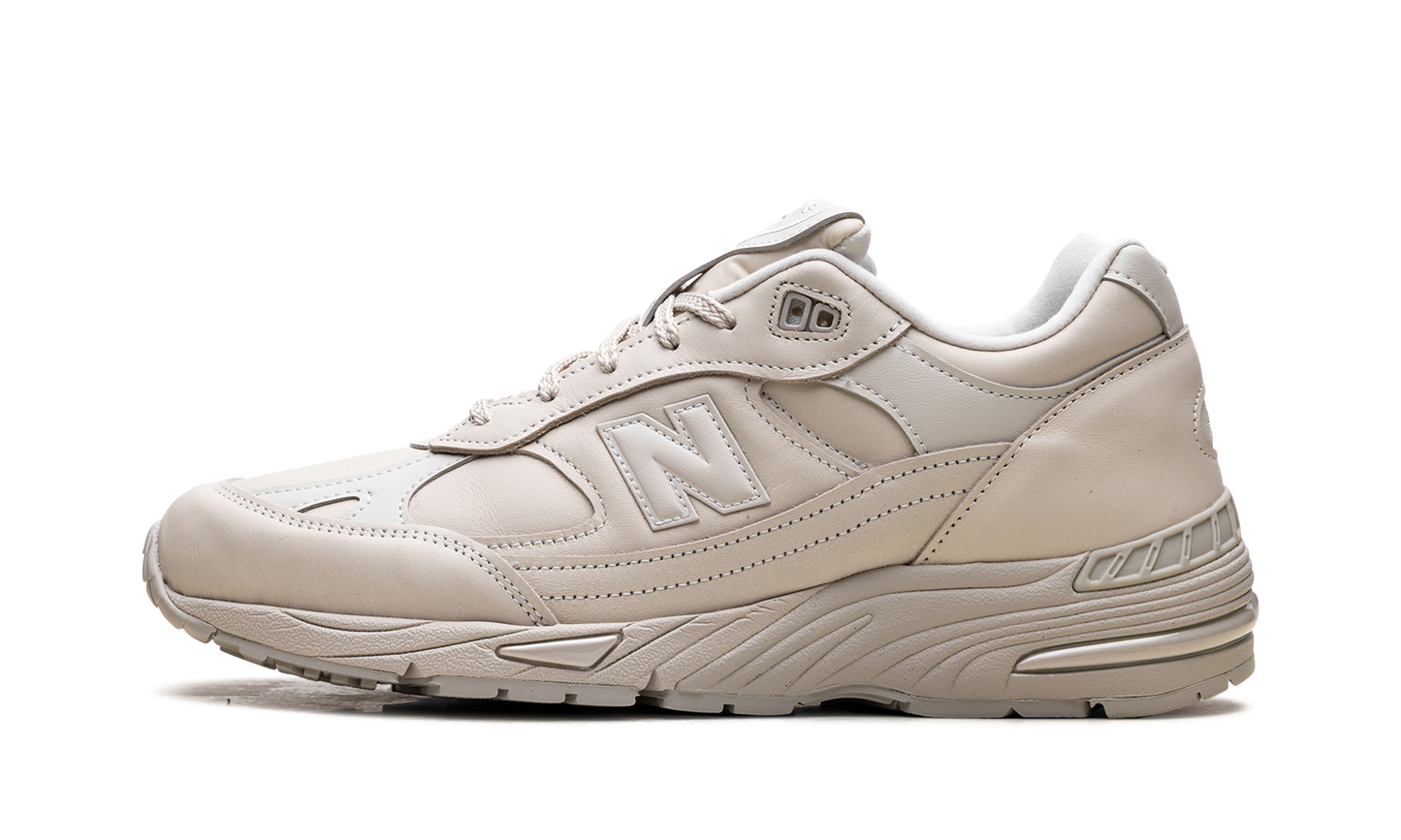 991 "Contemporary Luxe" M991OW