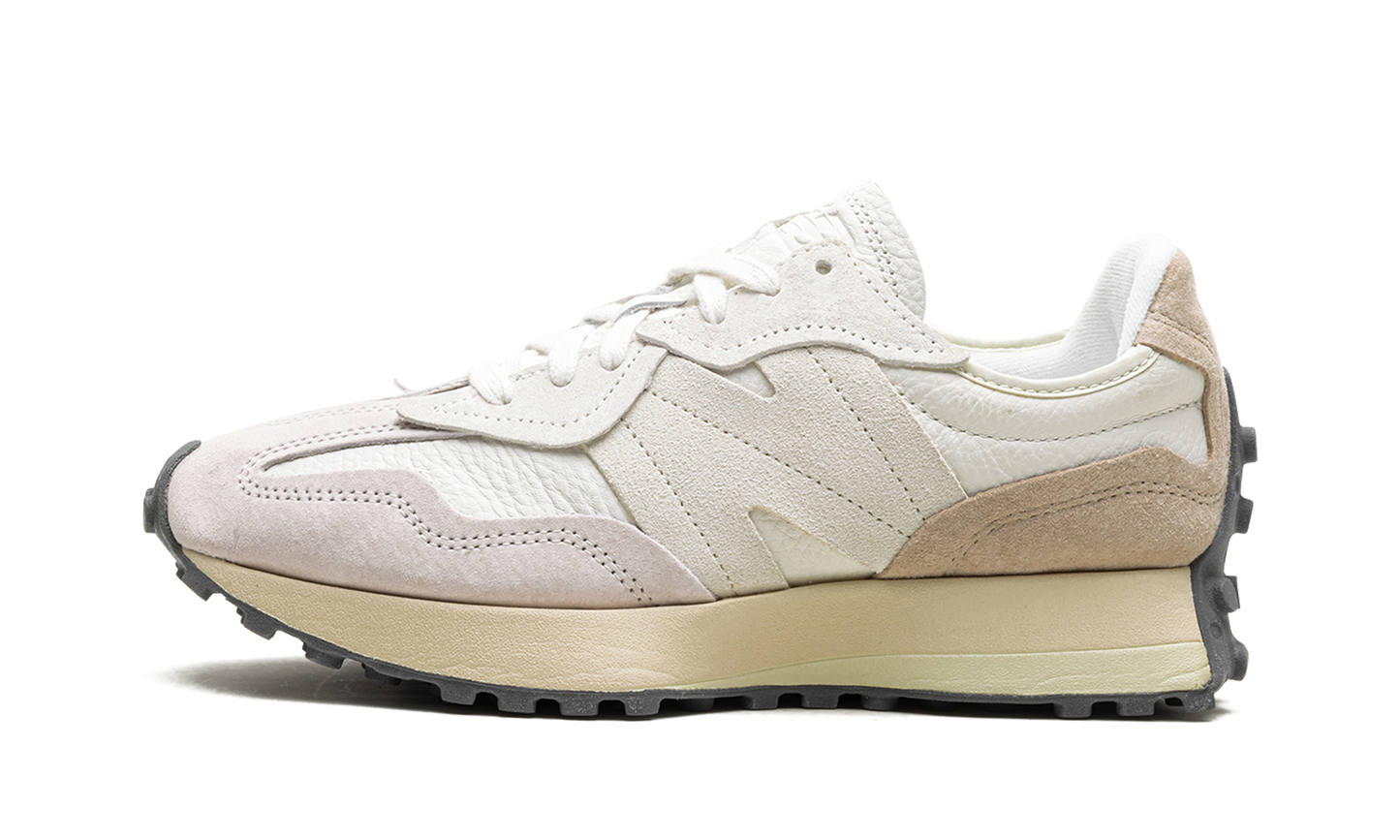 327 "Grey Day Moonrock" U327WGA