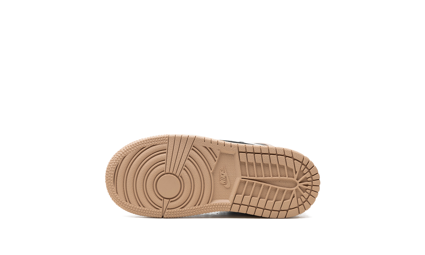 Jordan 1 Retro High OG "Latte" FD2598 021