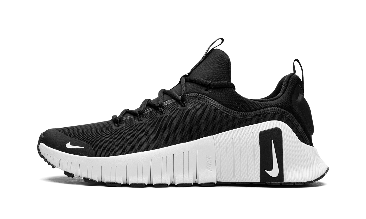 Free Metcon 6 "Black / White" FJ7127 001