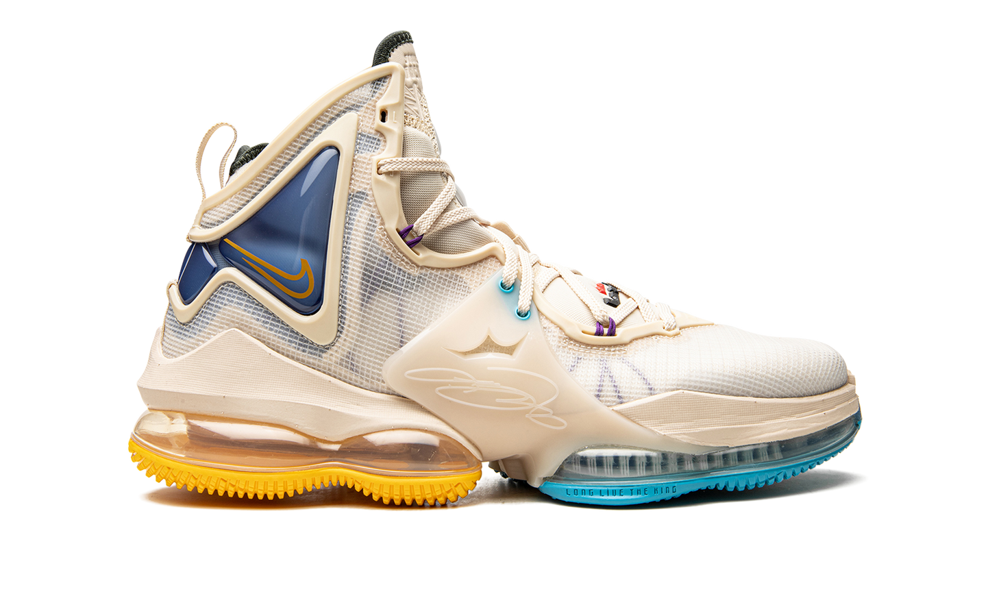 LeBron 19 "Minneapolis Lakers"