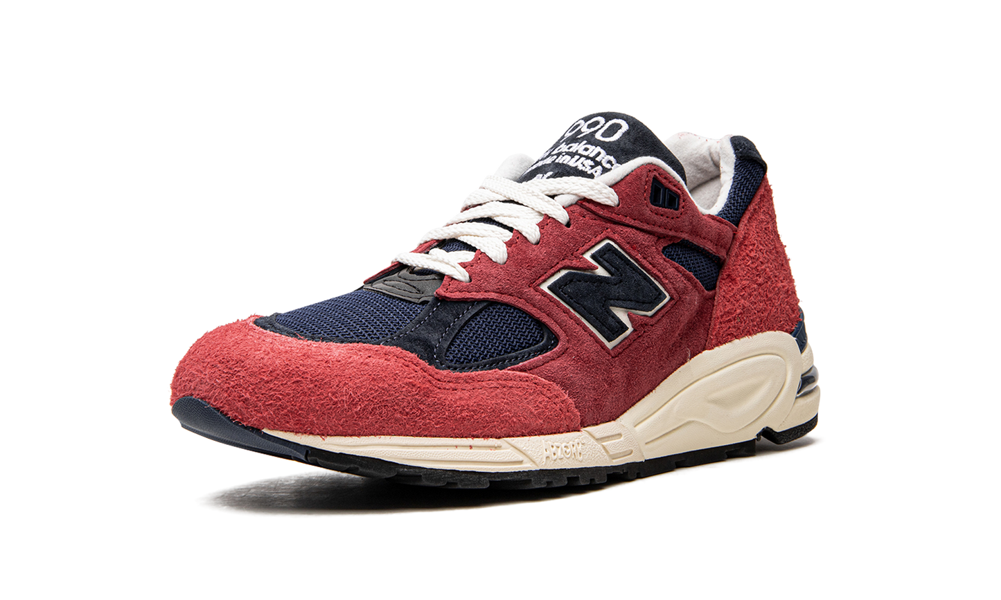 990v2 Made In USA "Chrysanthemum" M990AD2