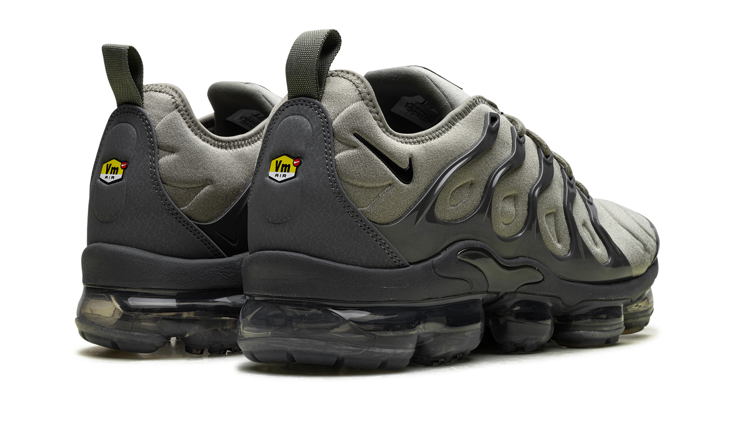 Air VaporMax Plus "Dark Stucco" AT5681 001