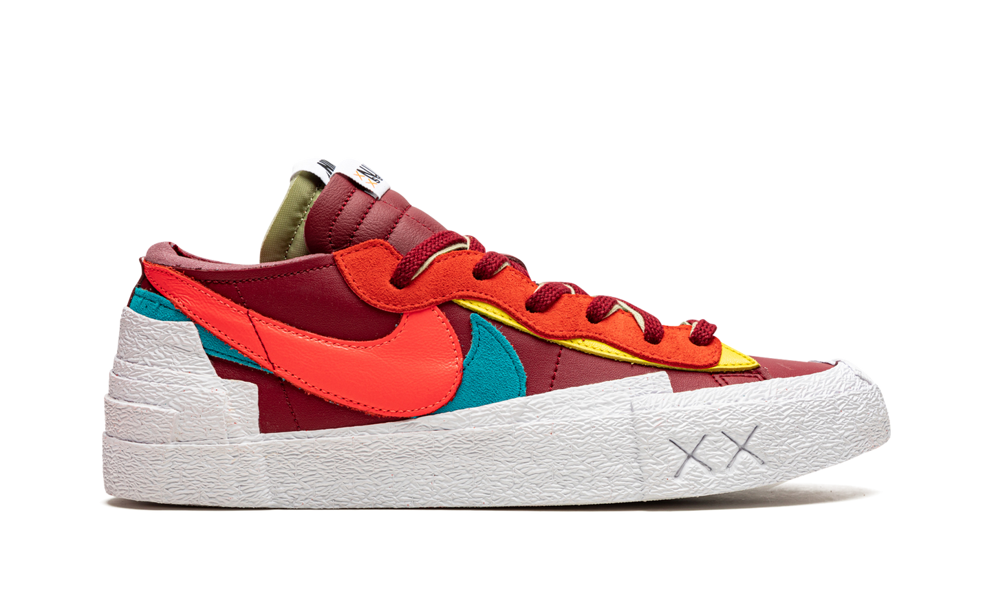 Blazer Low "Sacai - Kaws Red" DM7901 600