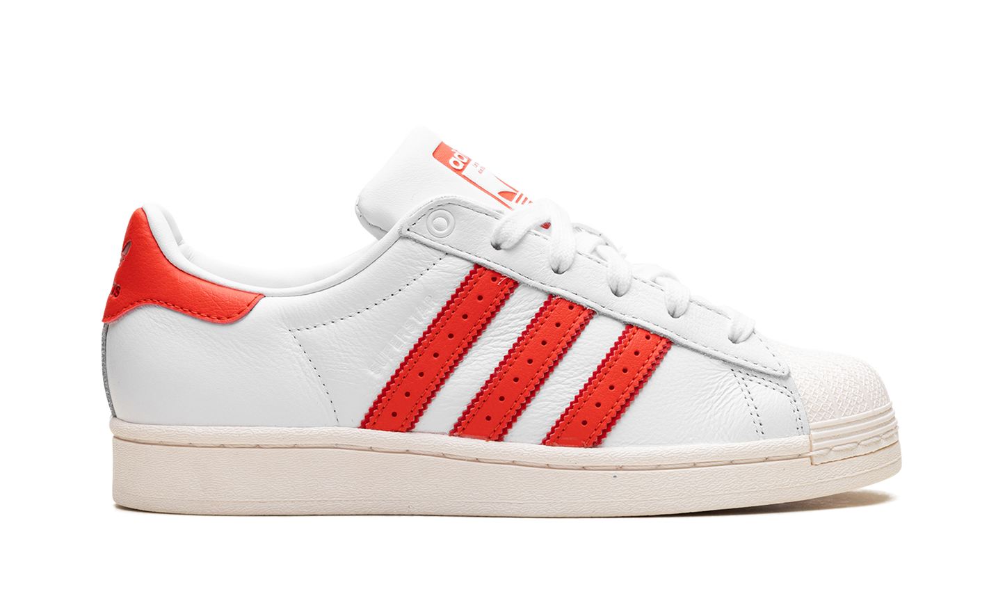 Superstar WMNS "Cloud White Bright Red" IG2217