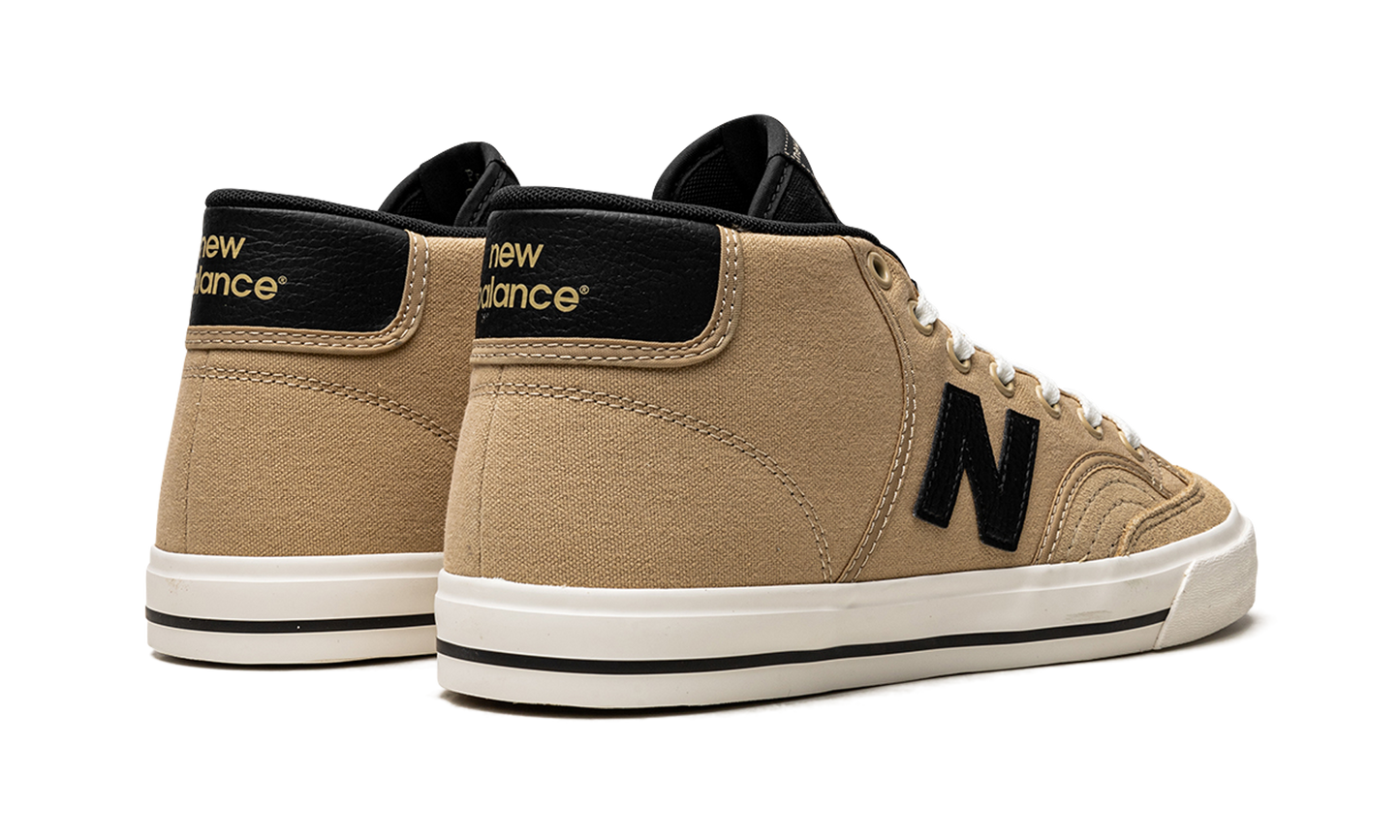 NB Numeric 213 "TAN/WHITE" NM213TNB