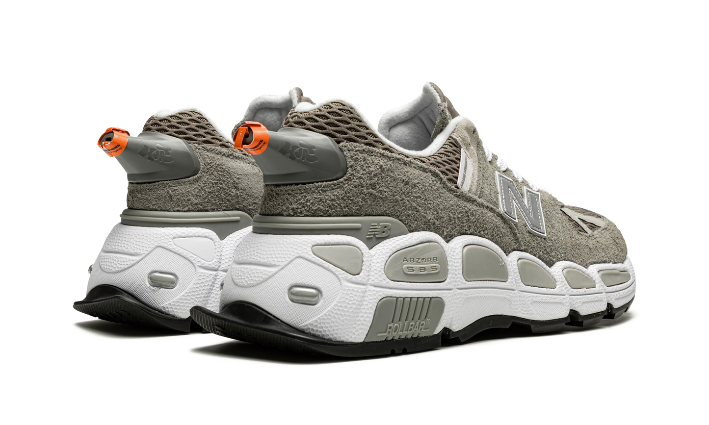 574 "Salehe Bembury - Yurt" MS574YSC