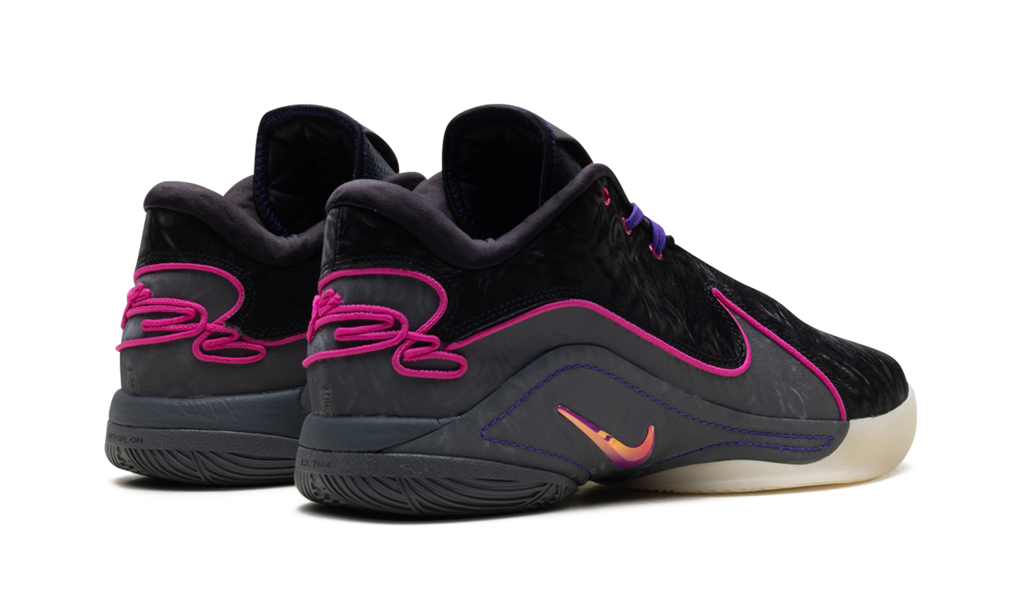 LeBron 22 "Blacklight" FZ1094 001