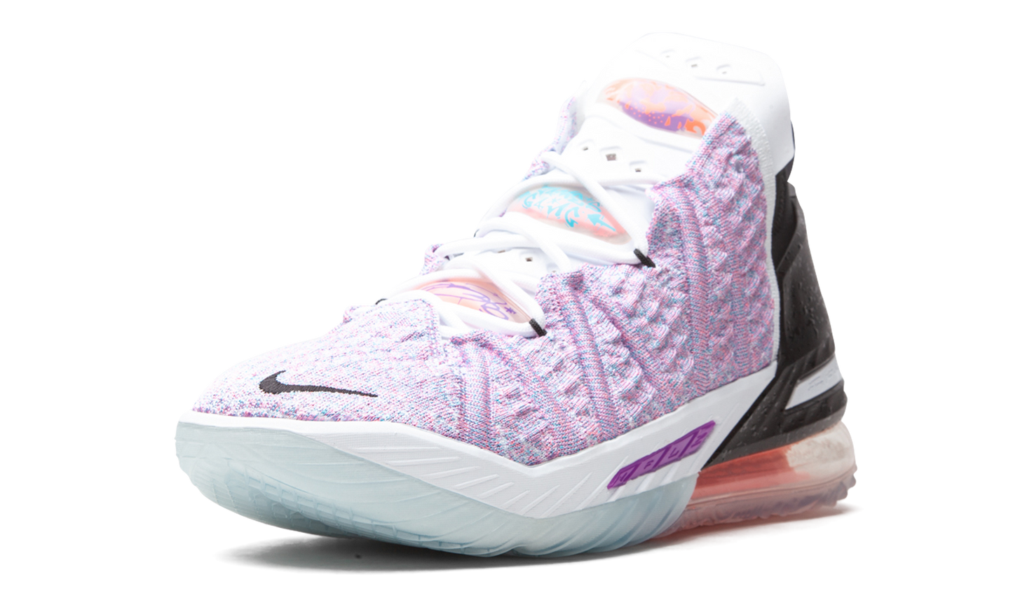 LeBron 18 "Multicolor" CQ9283 900