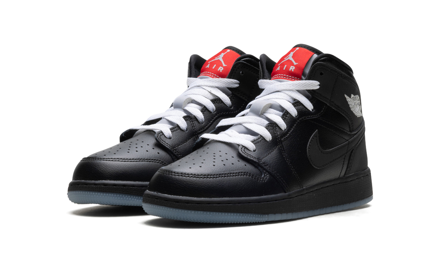Jordan 1 Mid SE GS "Black Metallic Reimagined" HV5180 010