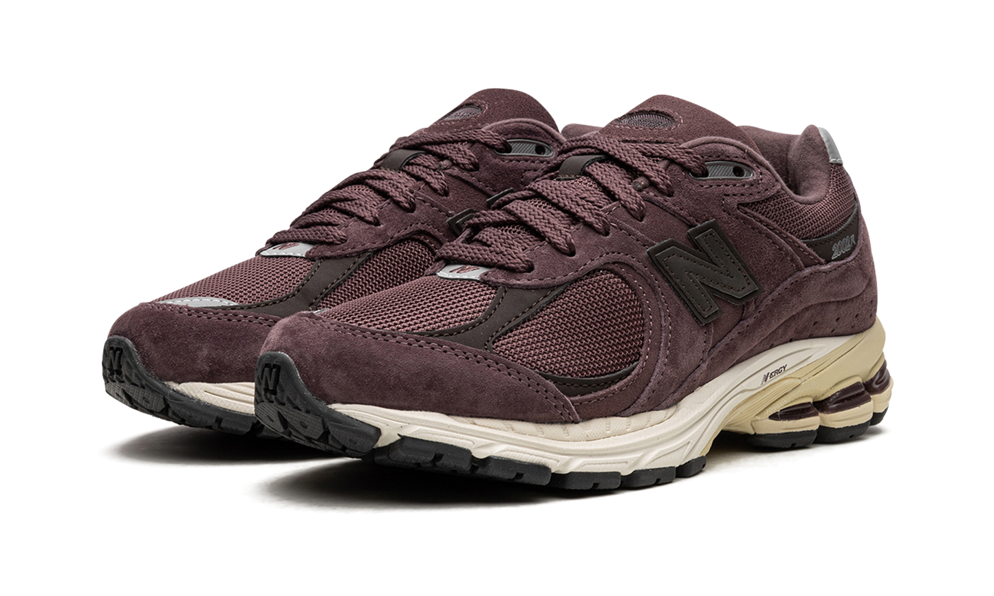 2002R "Dark Grape" M2002RCD