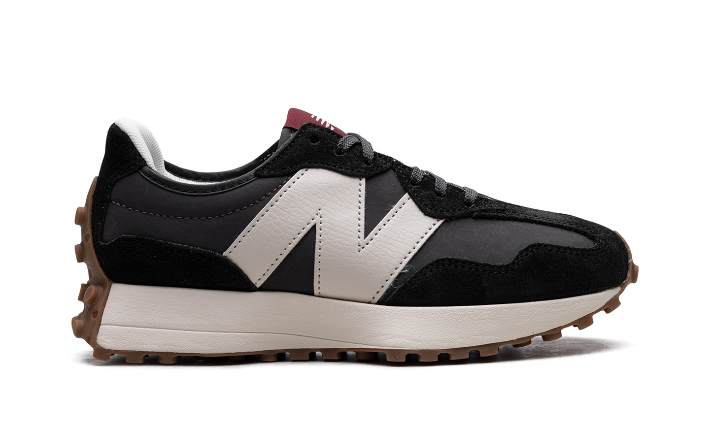 327 WMNS "Black Moonbeam" WS327KC