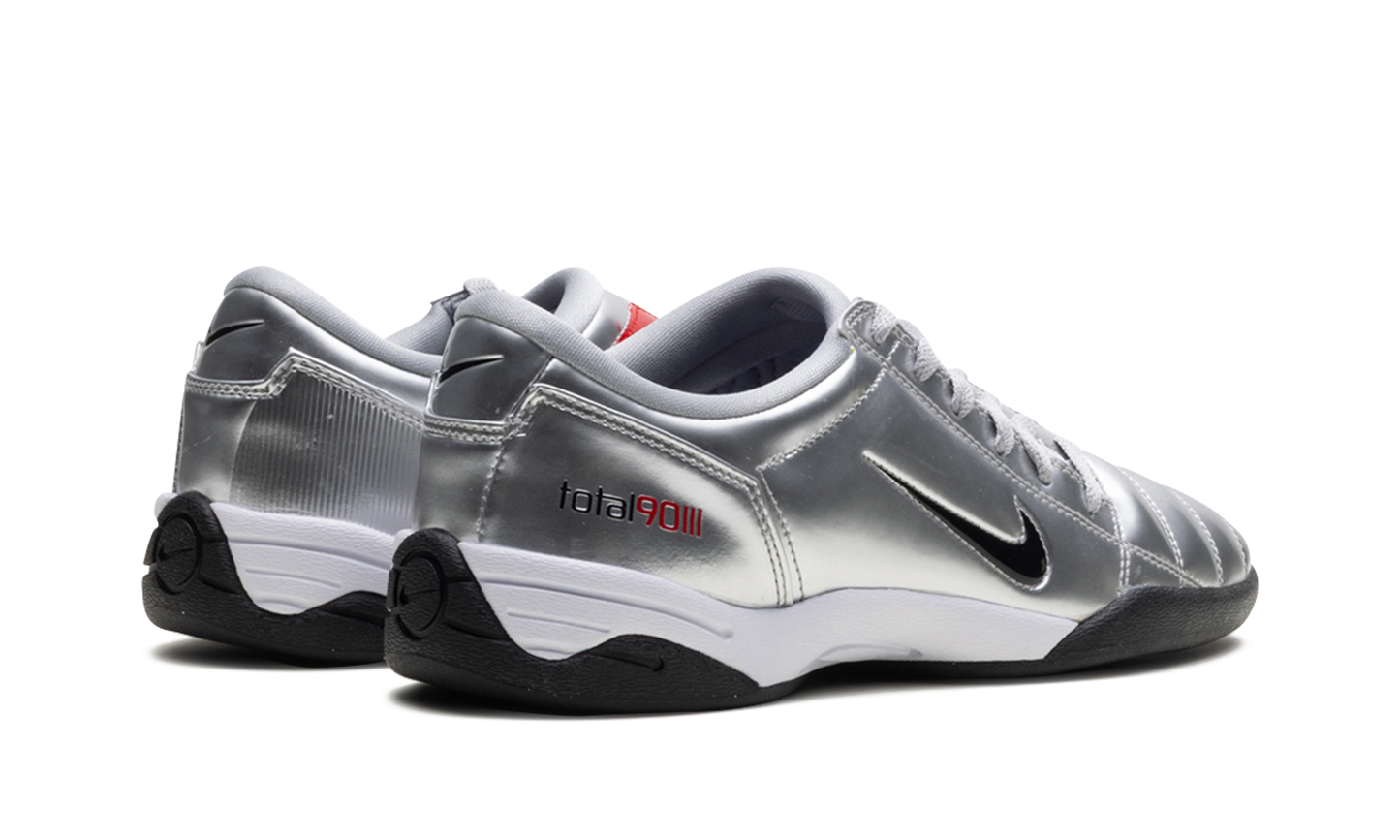 Total 90 III "Metallic Silver" HJ9351 002