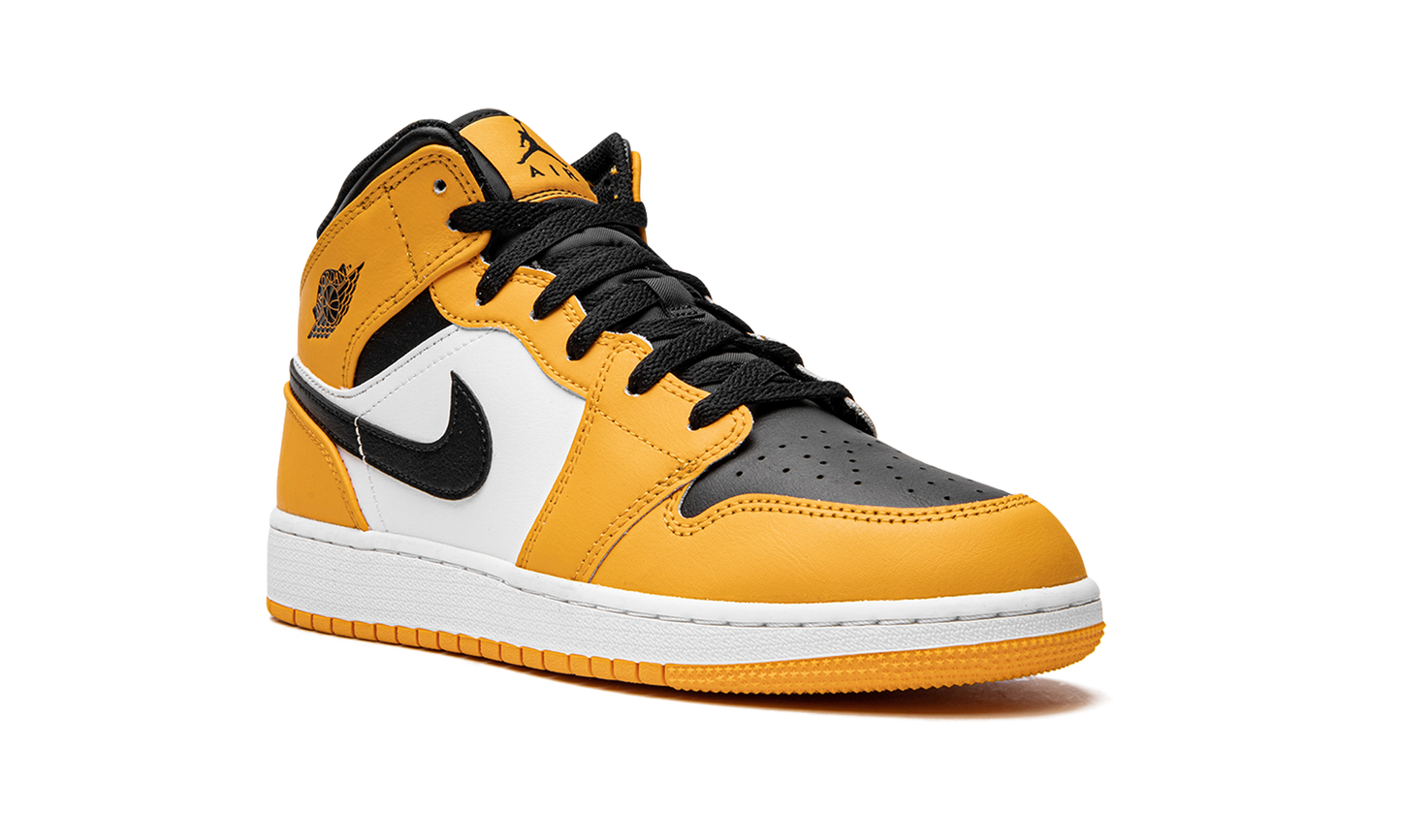 Air Jordan 1 Mid GS "Taxi" 554725 701